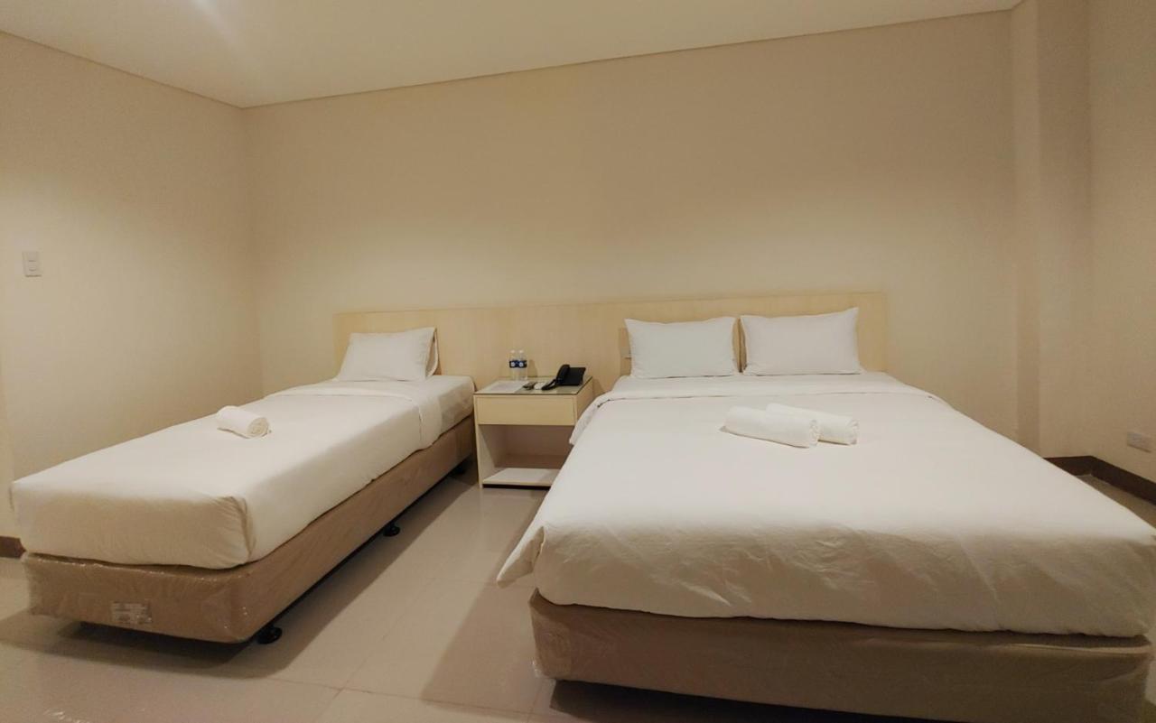 Kaizen Suites Manille Extérieur photo
