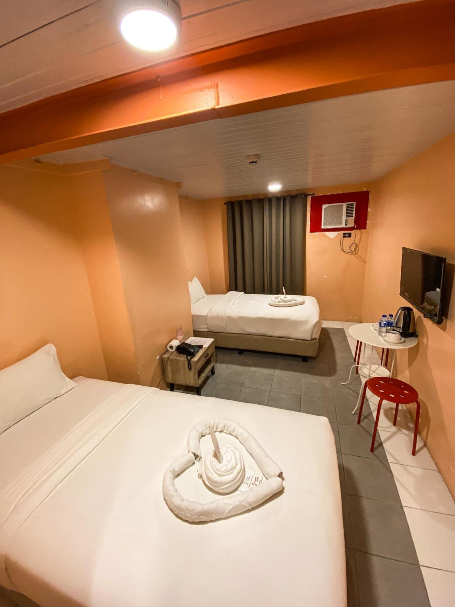 Kaizen Suites Manille Extérieur photo